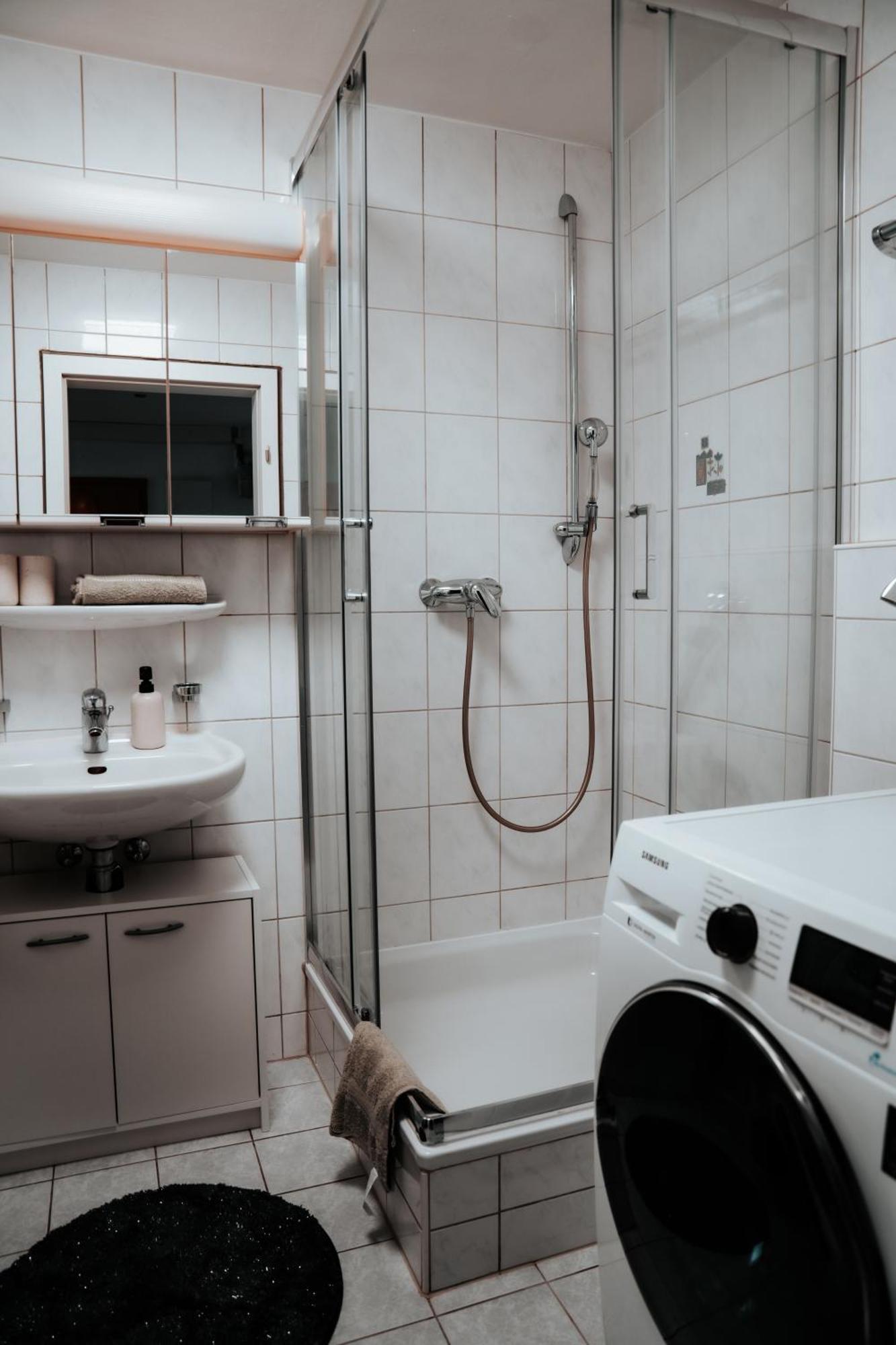 Ferienwohnung Ella - Direkt Am Bodensee Friedrichshafen Zewnętrze zdjęcie